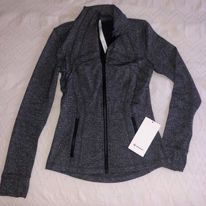 LULU LEMON Define Jacket - size 6 - grey